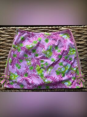 Lilly Pulitzer Girl’s Size 14 Skort Pink & Green Tropical Monkey Print